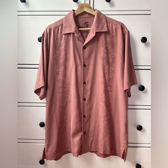 Tommy Bahama 100% silk men’s Summer Shirt size M Sleeve Button Down Hawaii - Picture 3 of 14